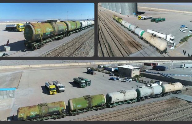 آغاز بارگیری محموله هیدروکربن سبک از بندرخشک پیشگامان یزد به مقاصد بین‌المللی